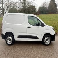 Vauxhall Combo - Image 2