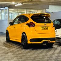 Ford Focus - Image 3