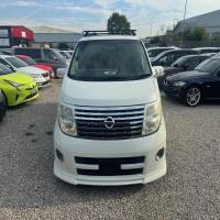 Nissan Elgrand - Image 2