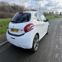 Peugeot 208 - Image 3