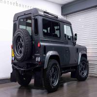 Land Rover Defender 90 - Image 2