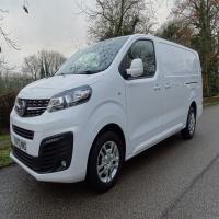 Vauxhall Vivaro - Image 2