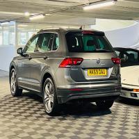Volkswagen Tiguan - Image 3