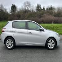 Peugeot 308 - Image 2