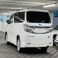 Toyota Vellfire - Image 3