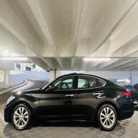 Infiniti M - Image 2