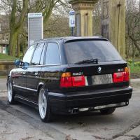 BMW 5 Series - Image 3