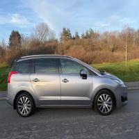 Peugeot 5008 - Image 2