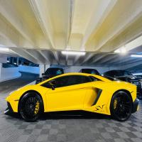 Lamborghini Aventador - Image 2