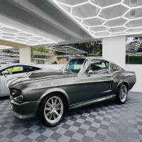 Ford Mustang - Image 2