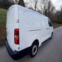 Vauxhall Vivaro - Image 3