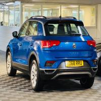 Volkswagen T-Roc - Image 3