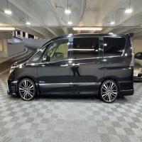 Nissan Serena - Image 2