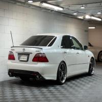 Toyota CROWN - Image 2