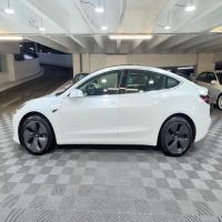 Tesla Model 3 - Image 2