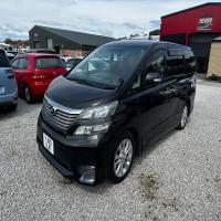 Toyota Vellfire - Image 3