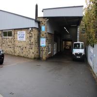 Ford Transit Courier - Image 3