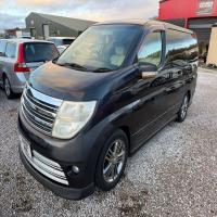 Nissan Elgrand - Image 3