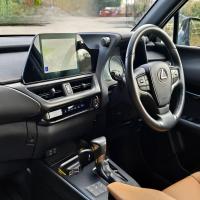 Lexus UX - Image 2