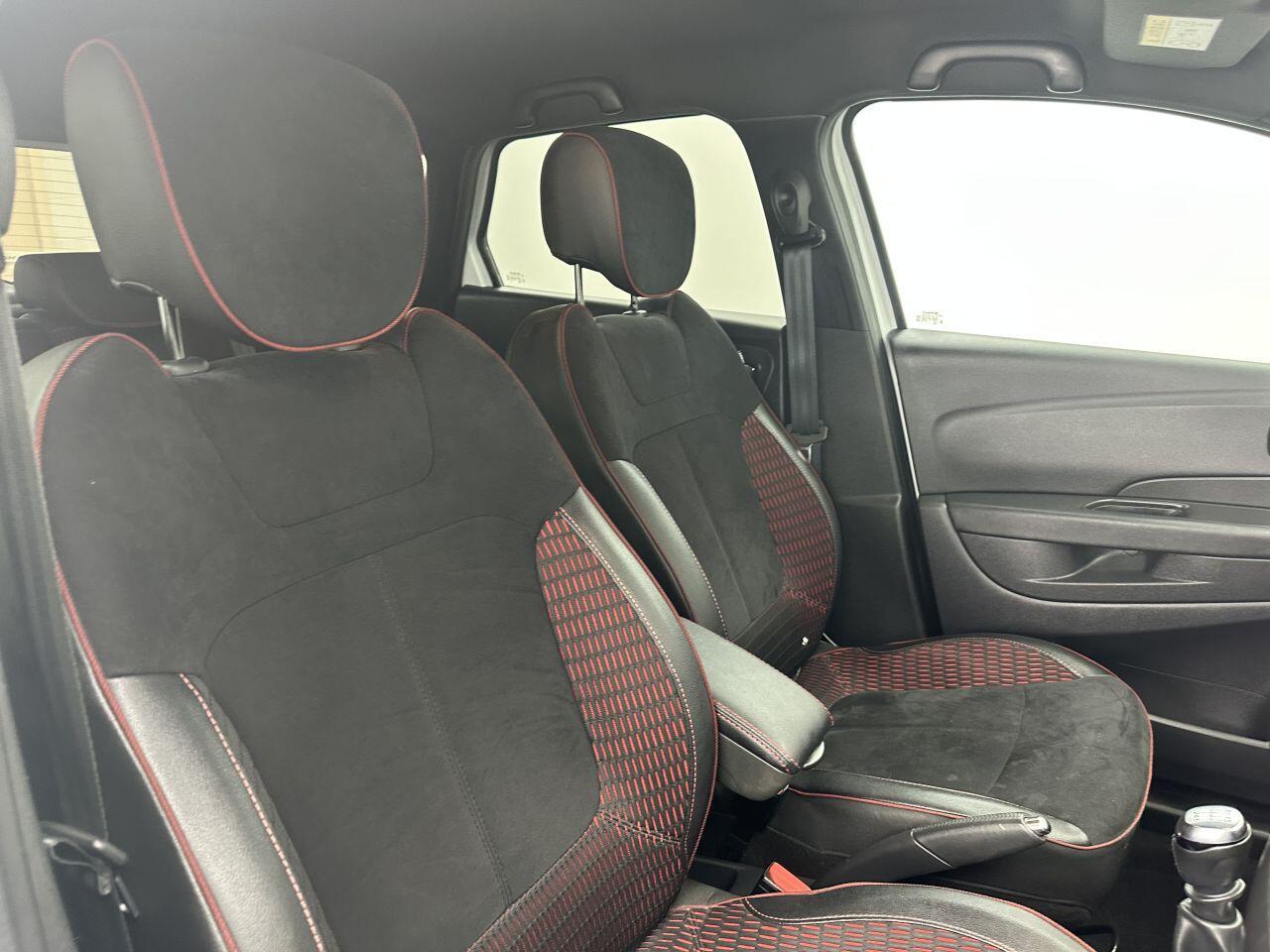 Renault Captur - Image 2