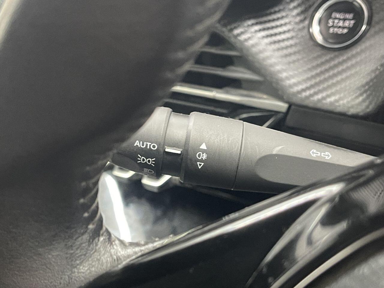 Peugeot 2008 - Image 30