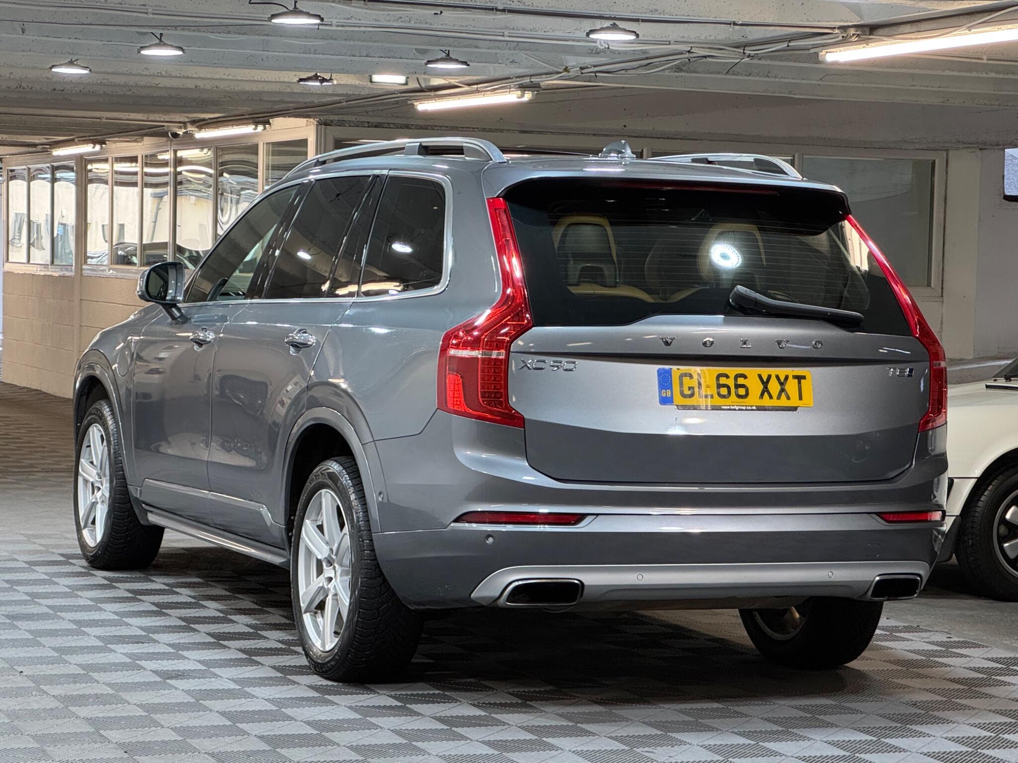 Volvo XC90 - Image 3