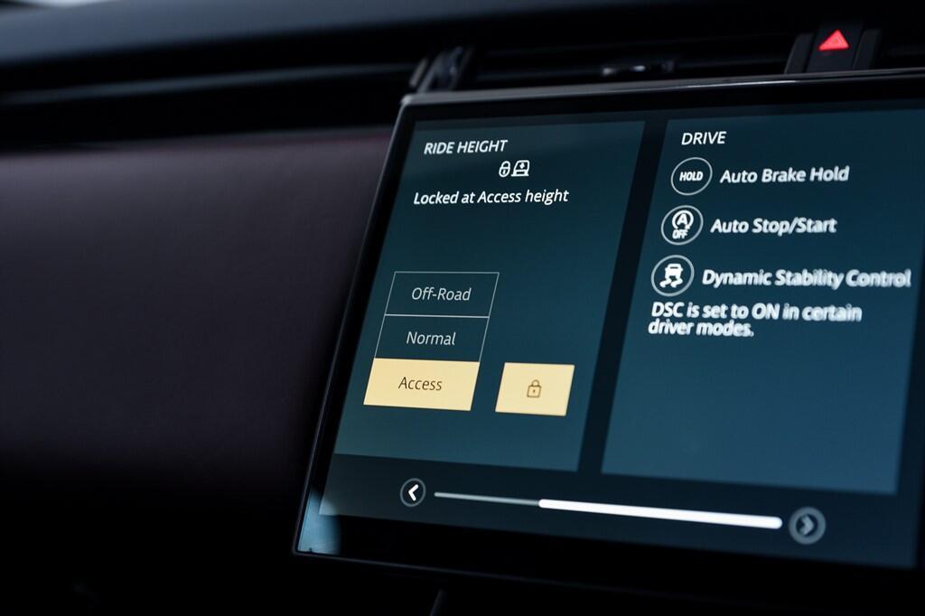 Land Rover Range Rover Velar - Image 22