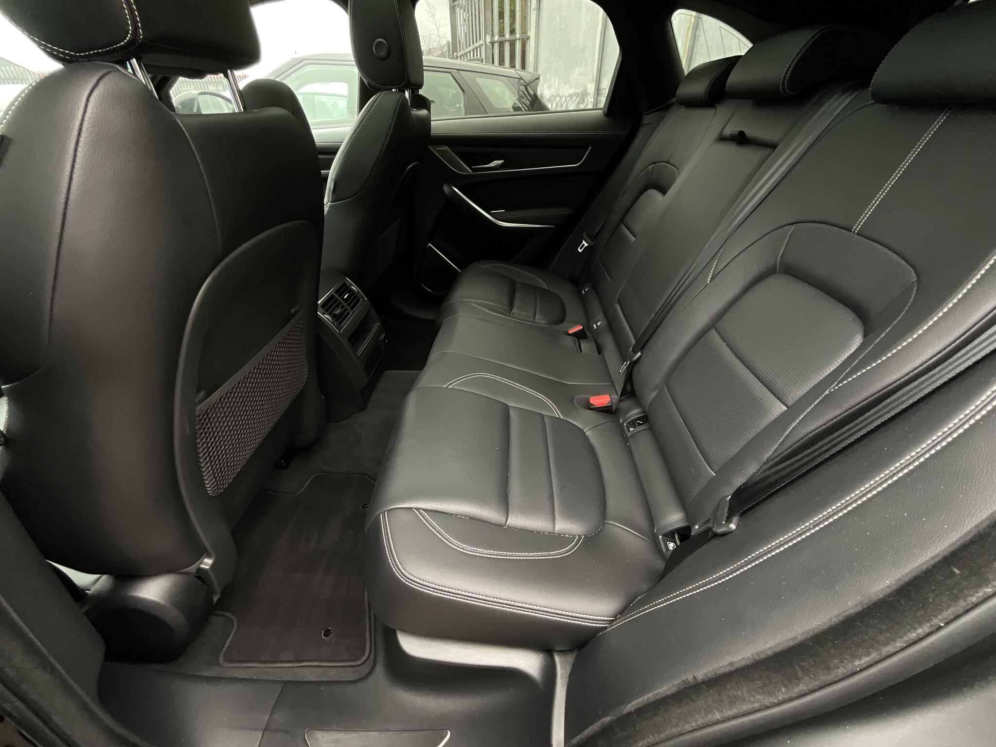 Jaguar F-Pace - Image 15