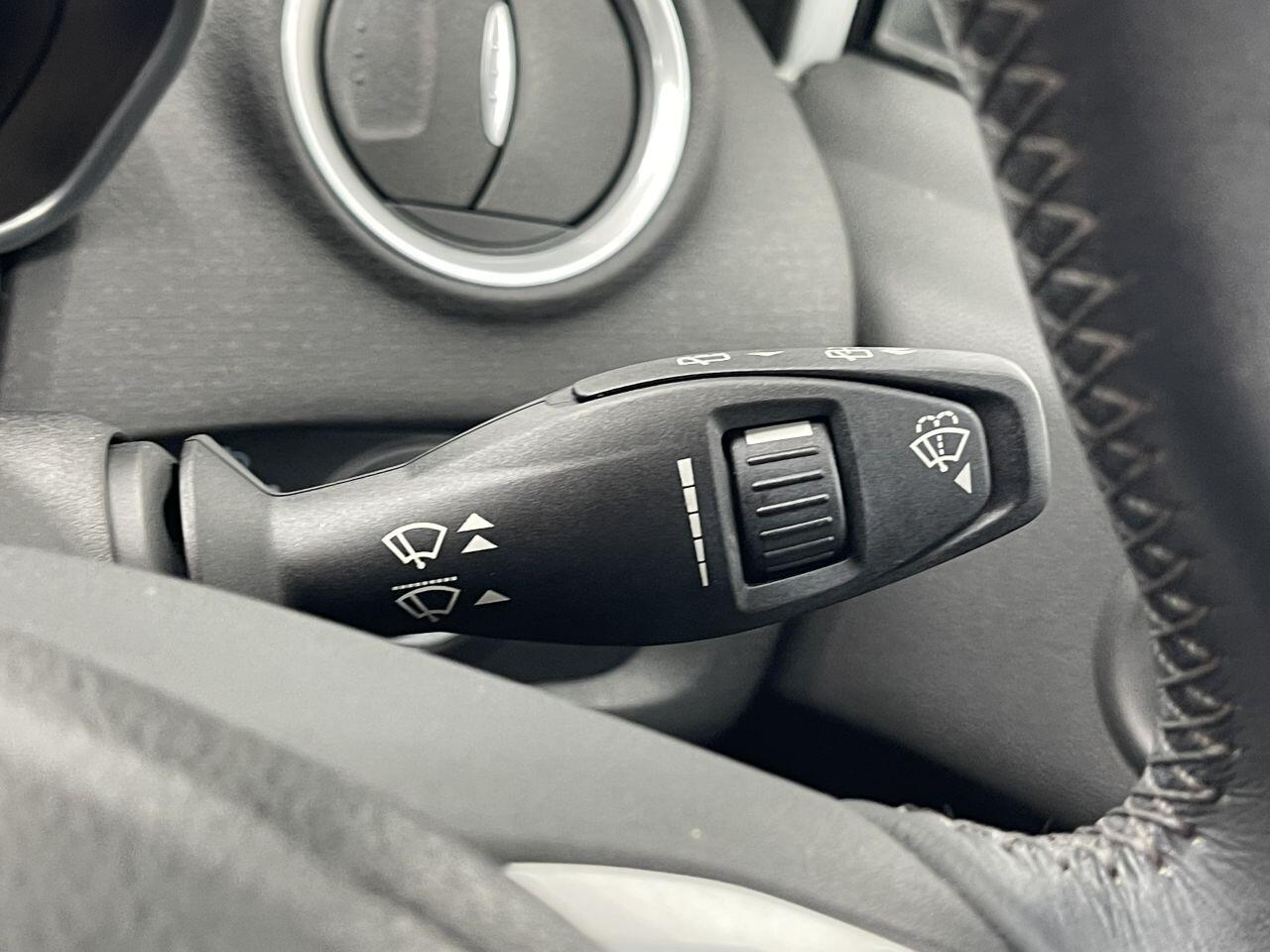 Ford Fiesta - Image 22