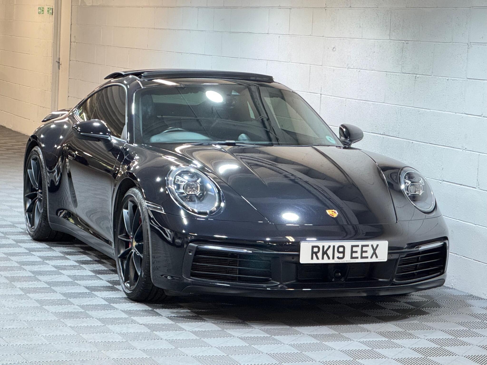Porsche 911 - Image 26