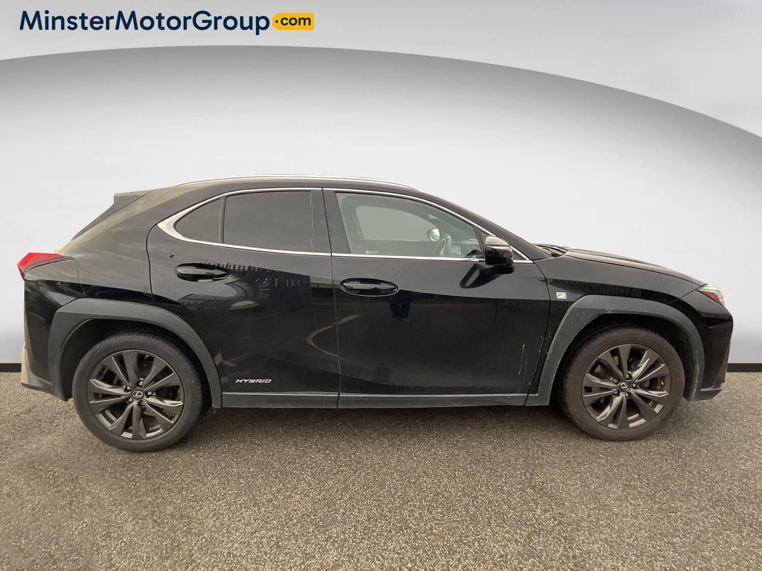 Lexus UX - Image 2