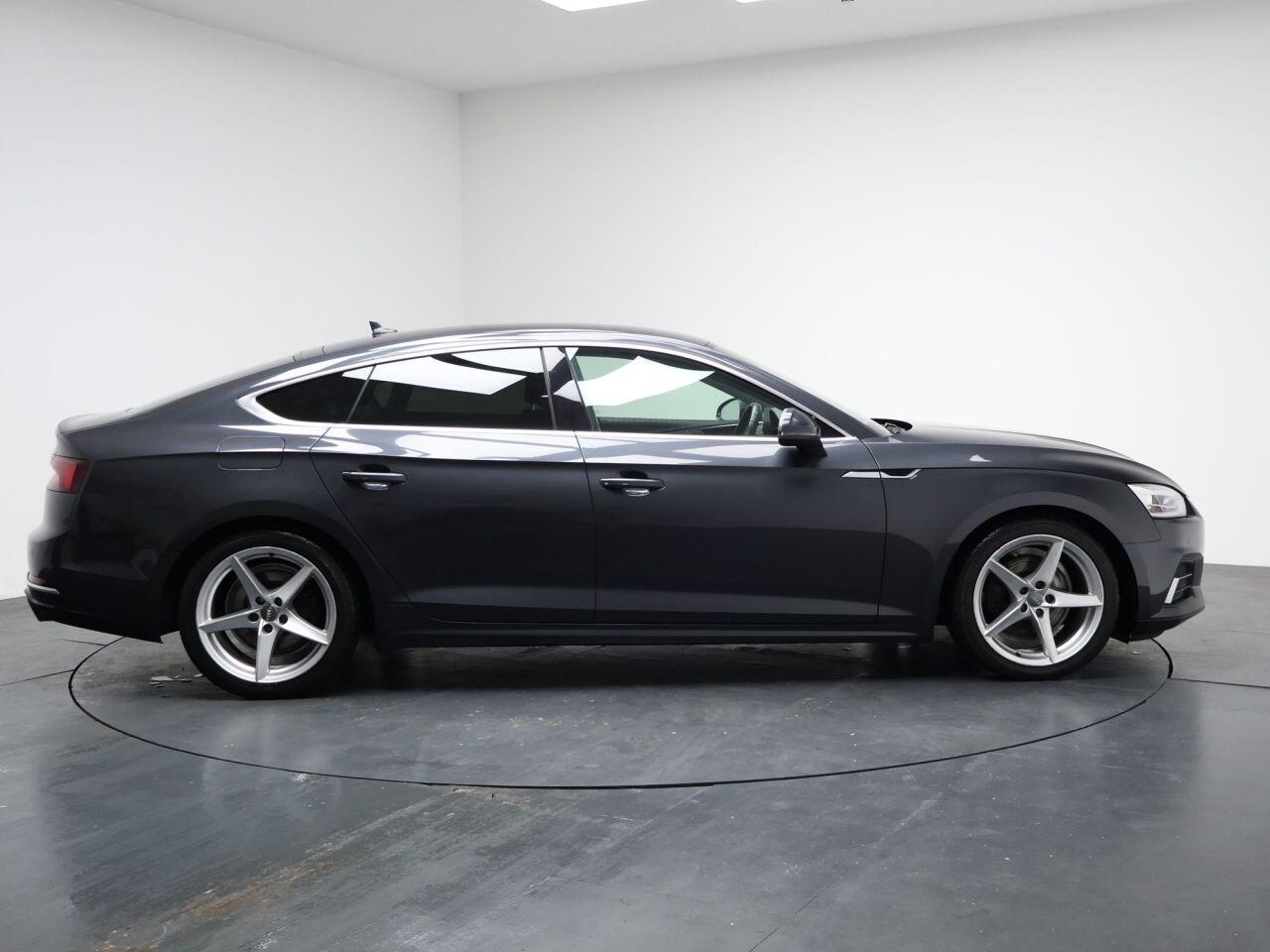 Audi A5 - Image 14