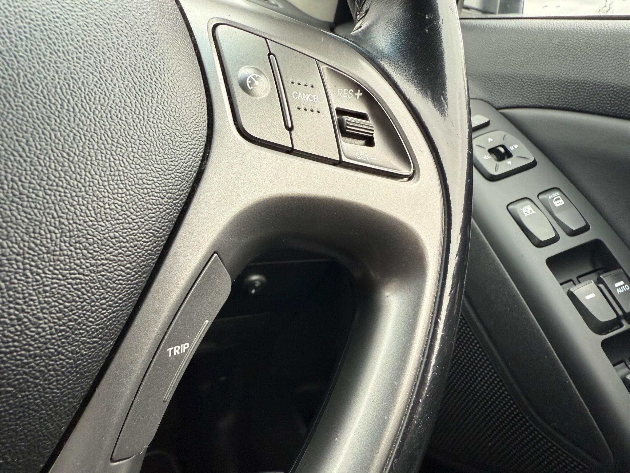 Hyundai ix35 - Image 19