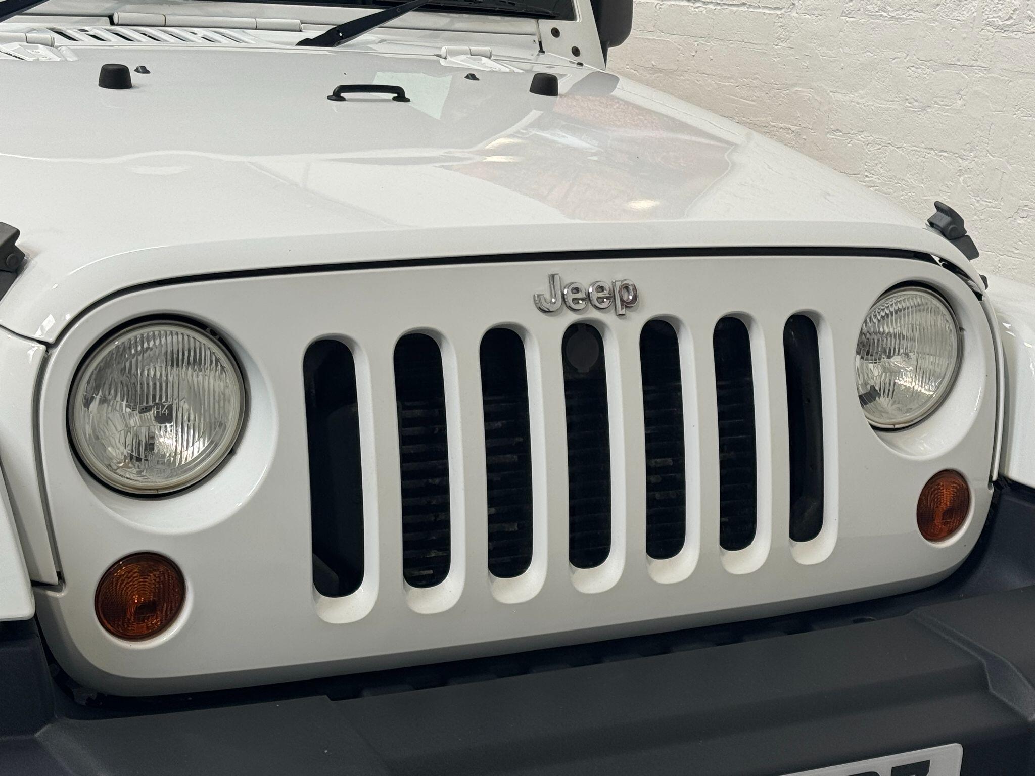 Jeep Wrangler - Image 65