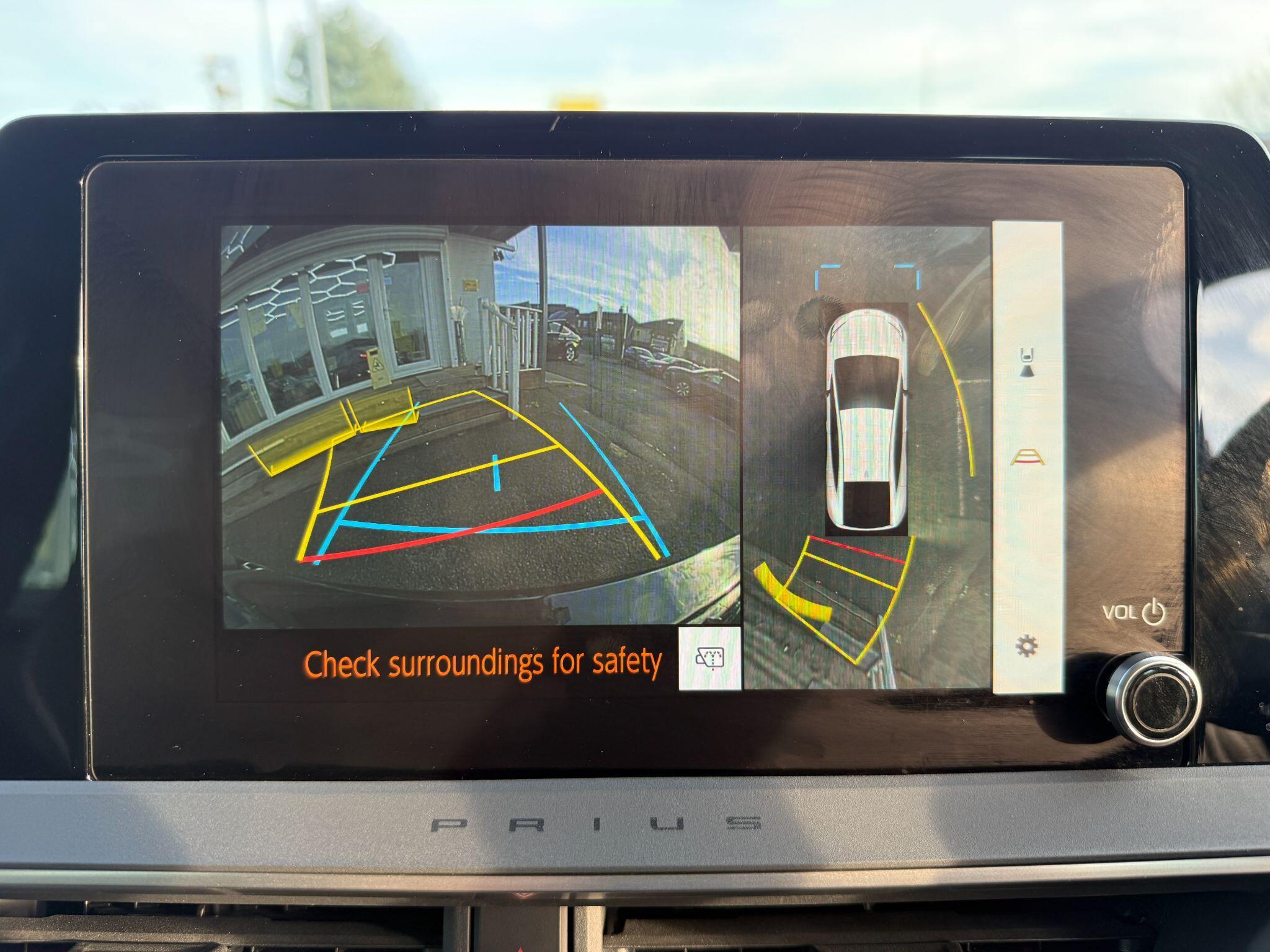 Toyota Prius - Image 43