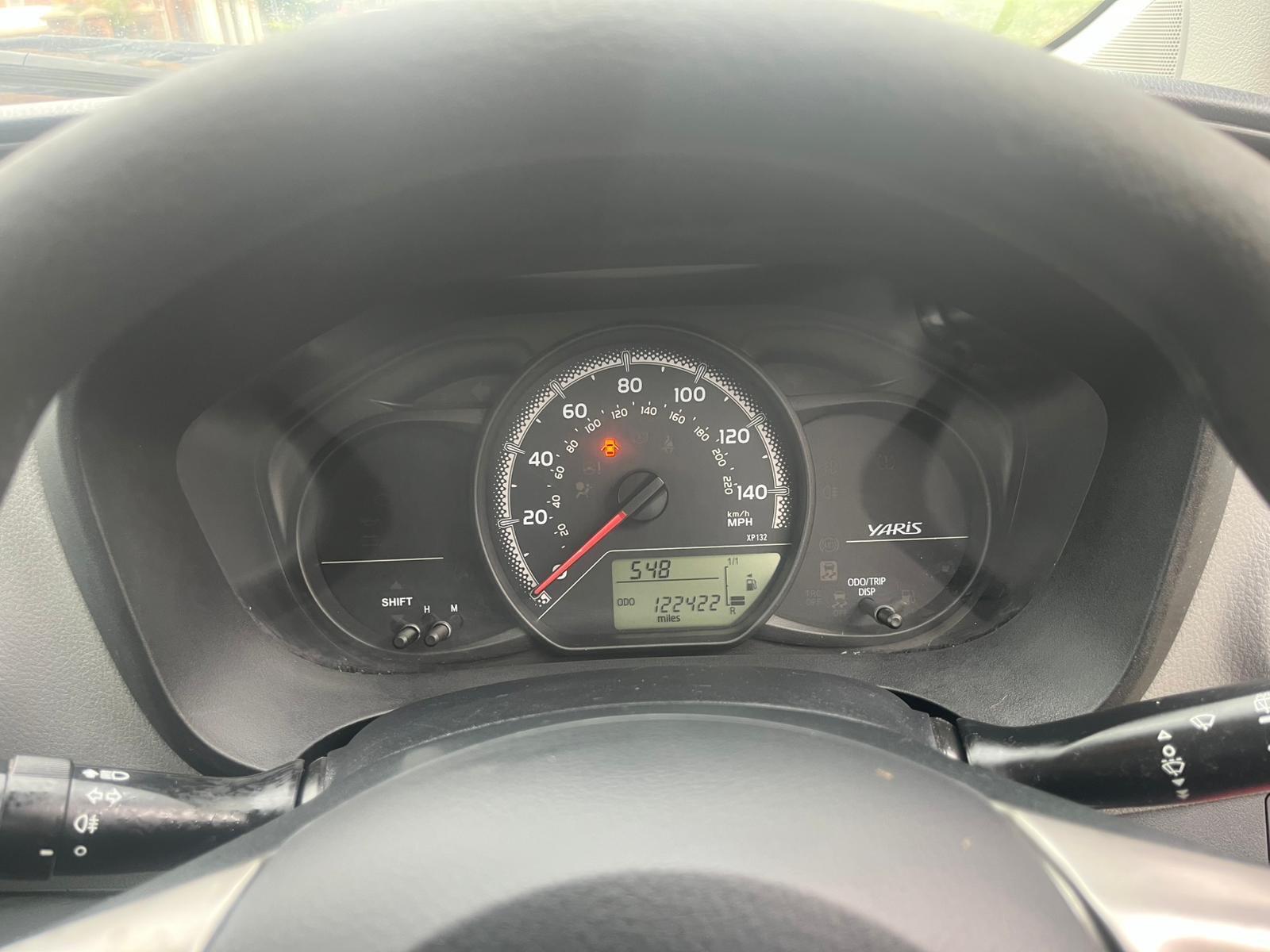 Toyota Yaris - Image 14