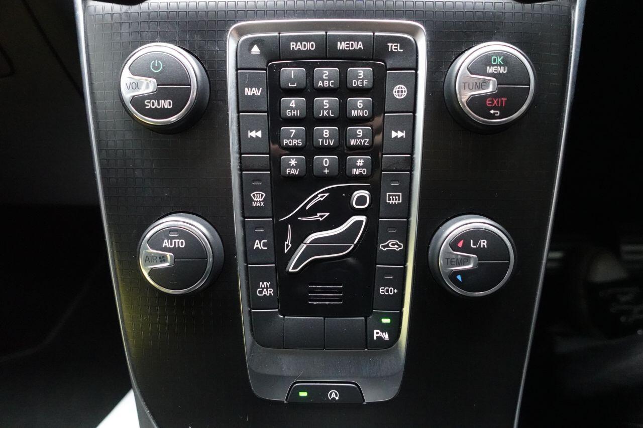 Volvo V40 - Image 24