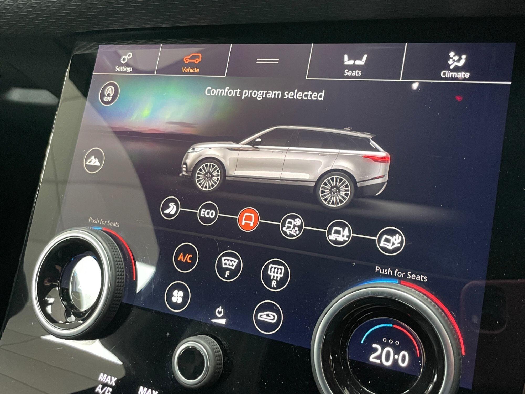 Land Rover Range Rover Velar - Image 50