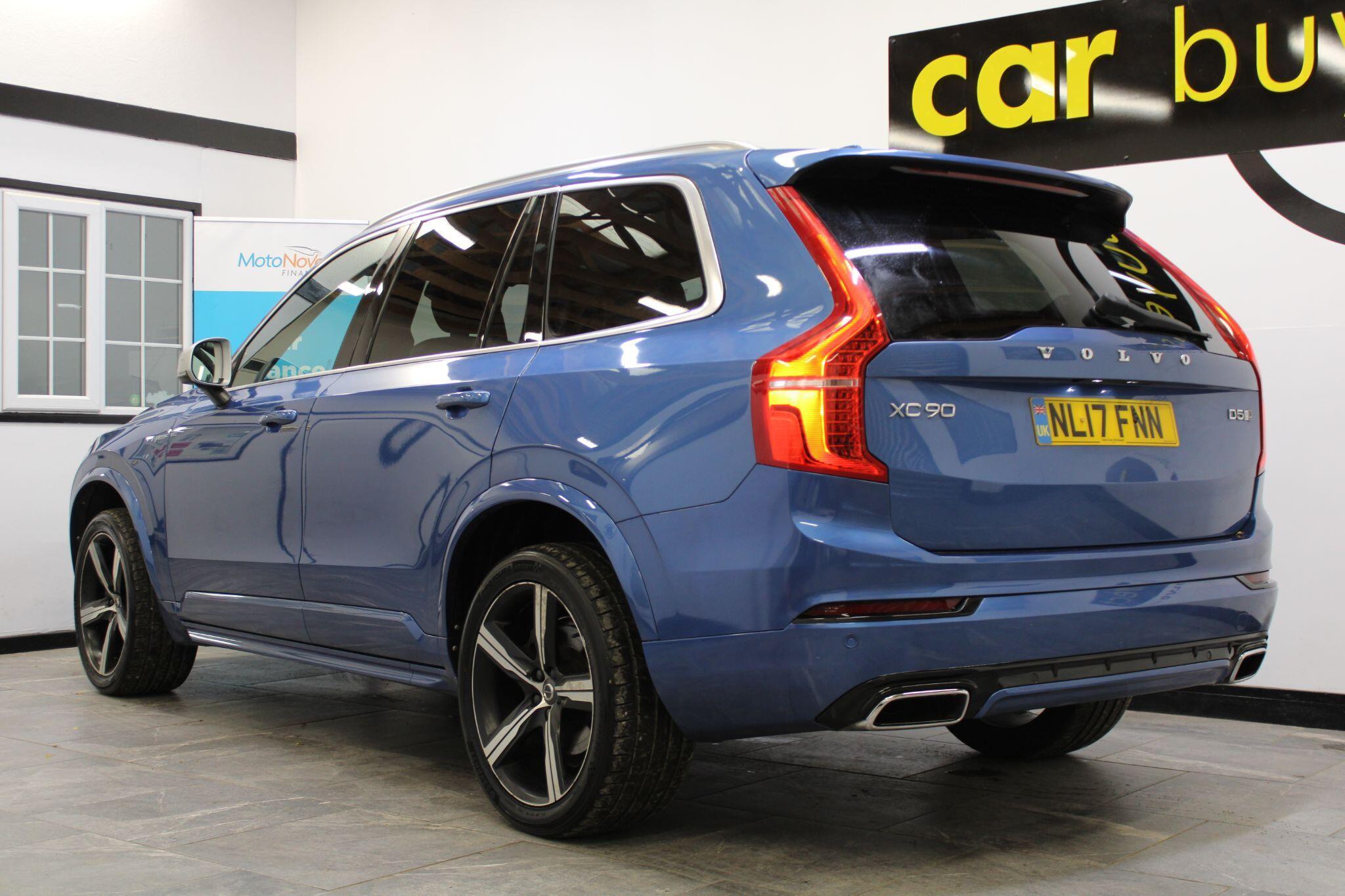 Volvo XC90 - Image 3