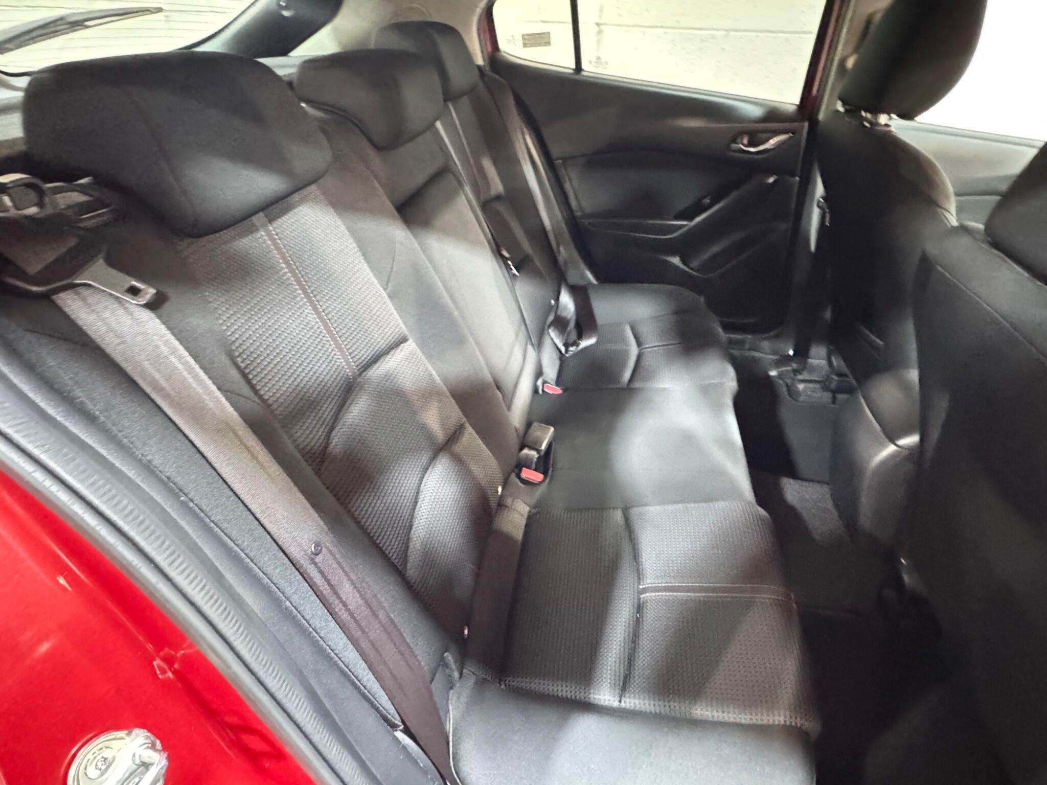 Mazda MAZDA3 - Image 11