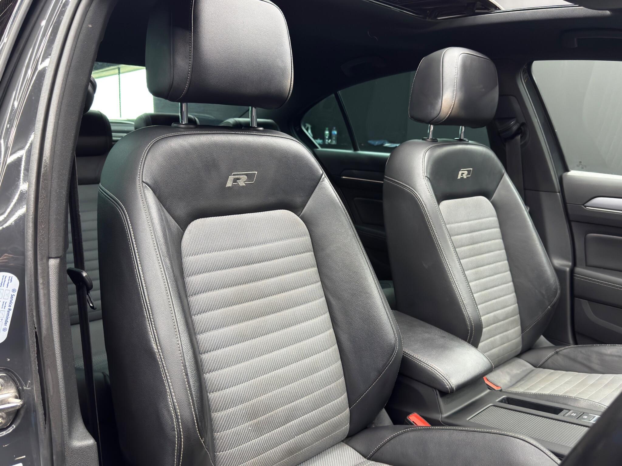 Volkswagen Passat - Image 12