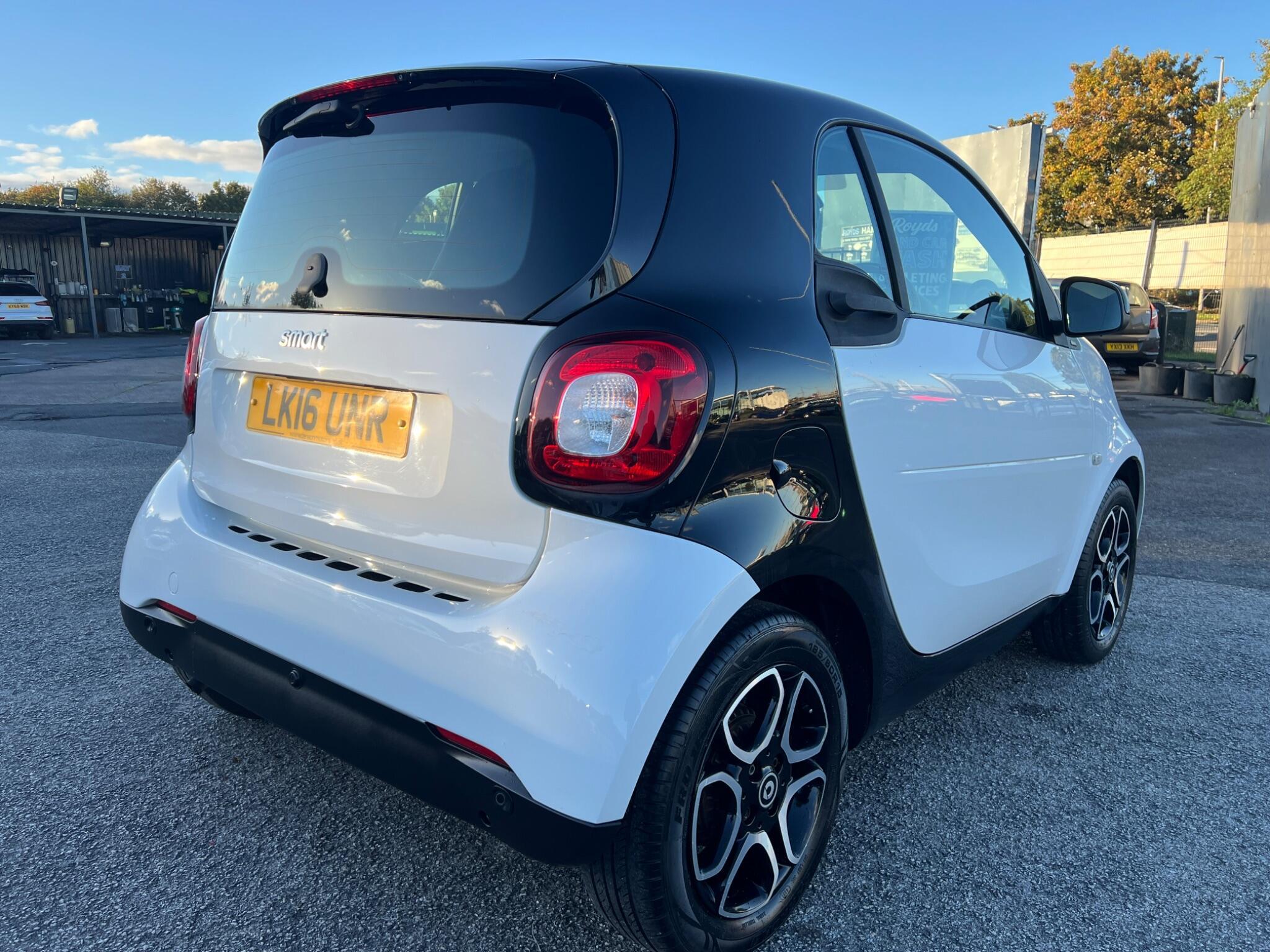 Smart Fortwo - Image 9