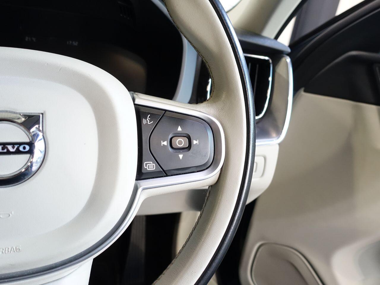 Volvo XC60 - Image 20