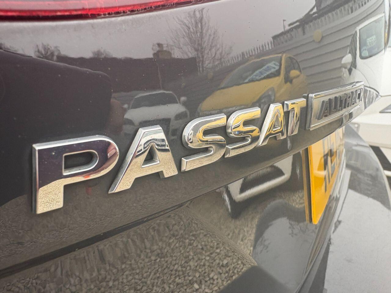 Volkswagen Passat - Image 7