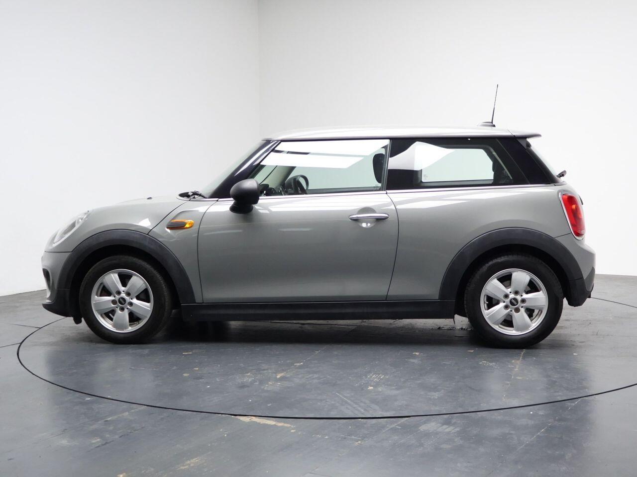 MINI Hatch - Image 8