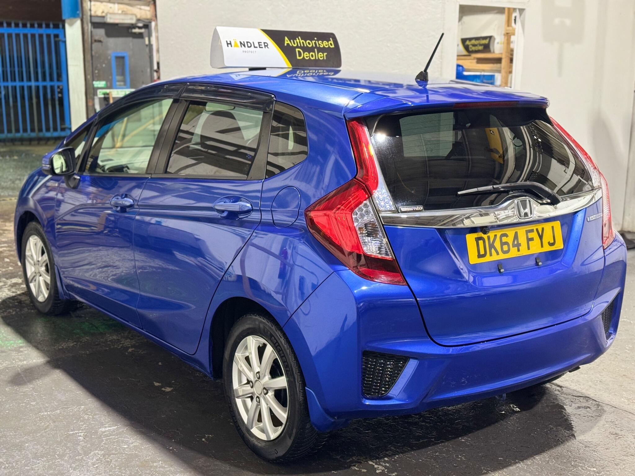 Honda FIT - Image 13