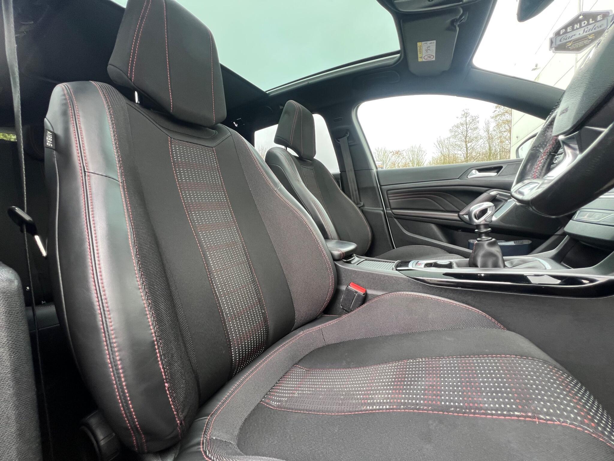 Peugeot 308 SW - Image 21