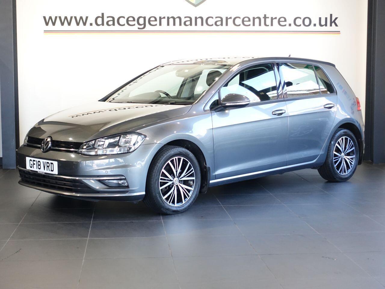 Volkswagen Golf - Image 10