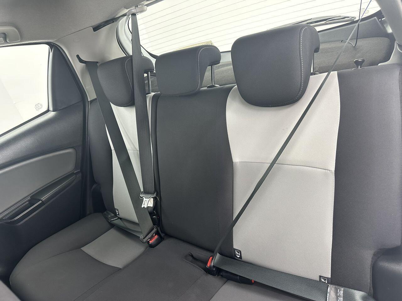 Toyota Yaris - Image 14