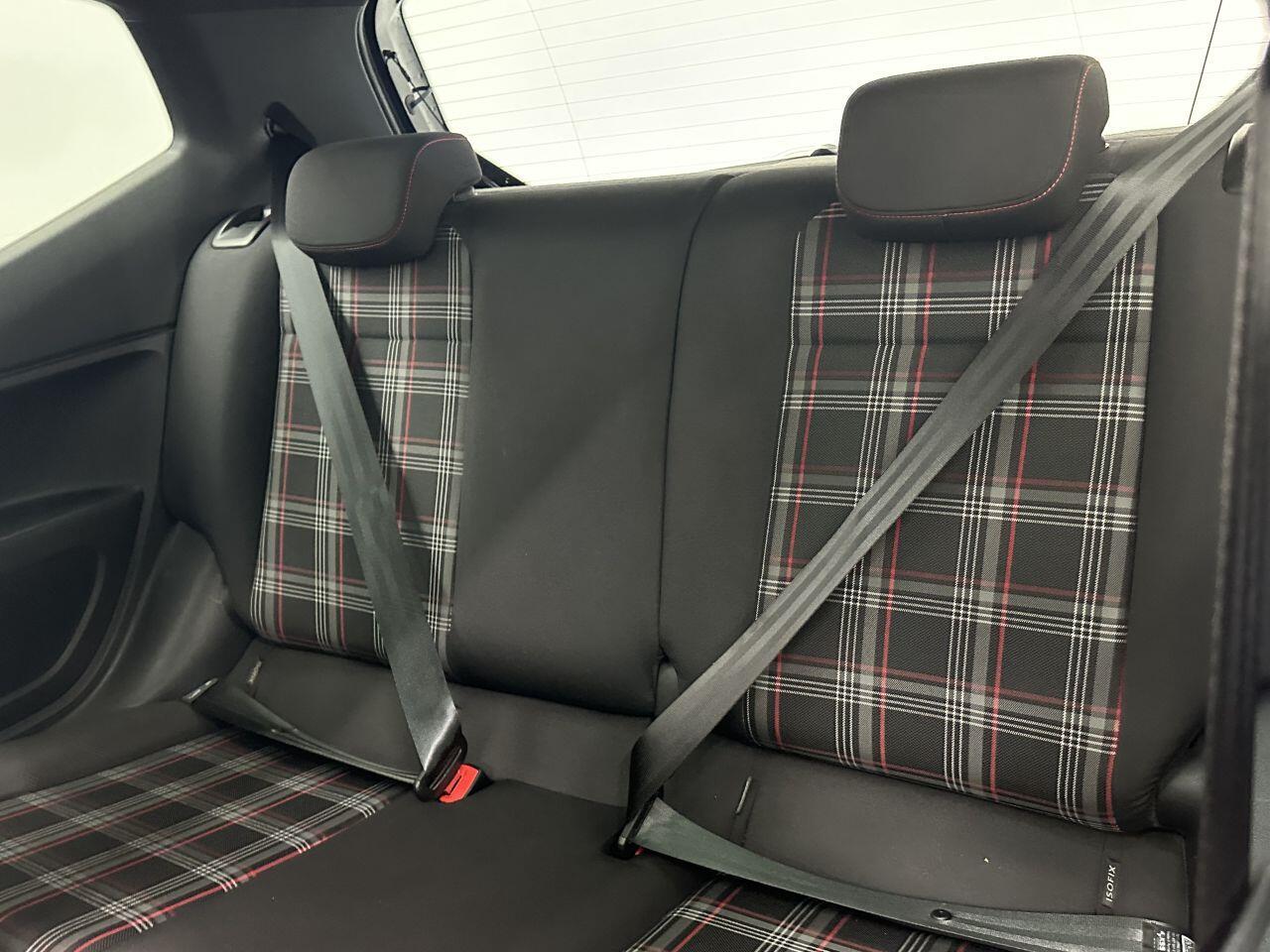 Volkswagen up! - Image 13